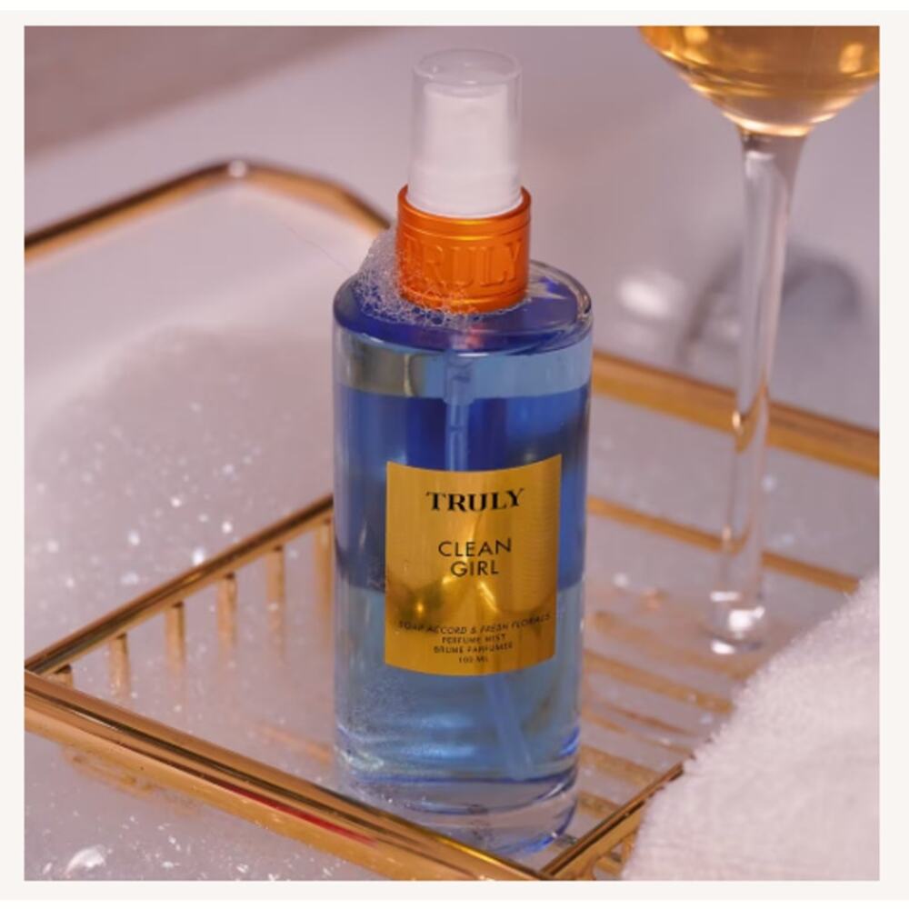 Truly   Clean Girl Perfume Mist - 100 mL - New in box - Picture 5 of 5